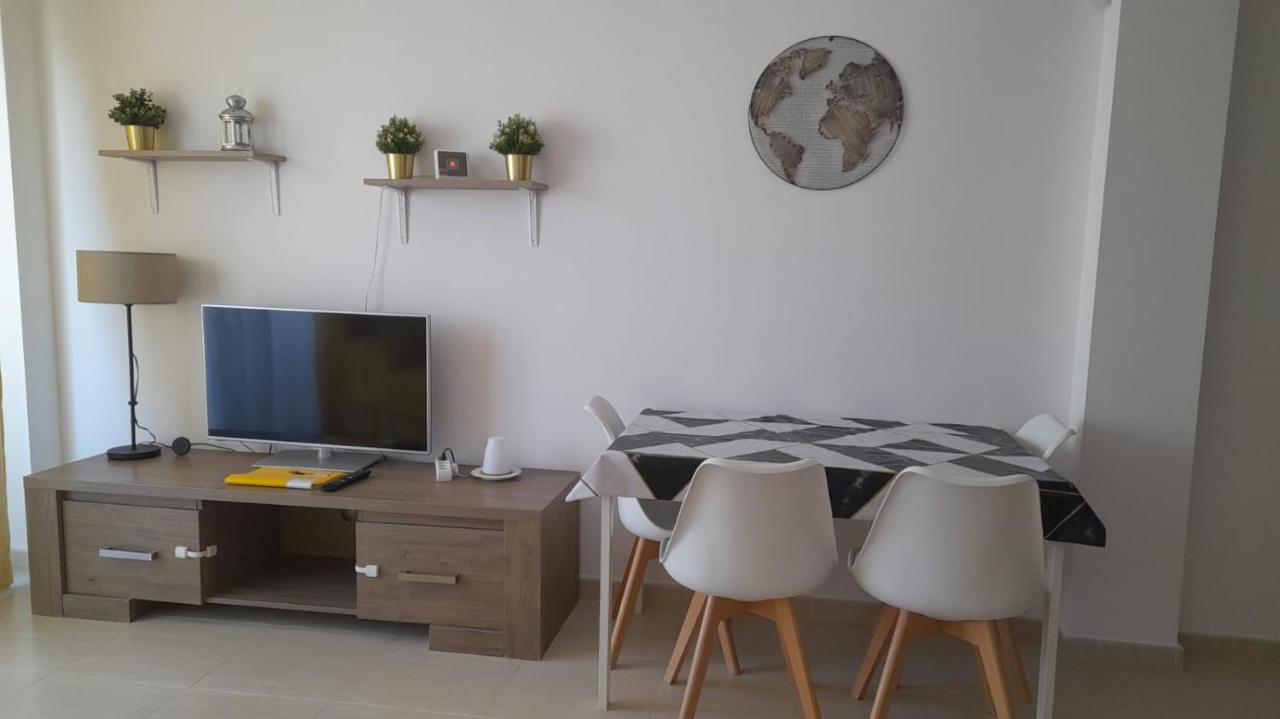 Atico Con Piscina Privada Y Zona Chill Out Apartment Sant Carles De La Rapita Exterior photo